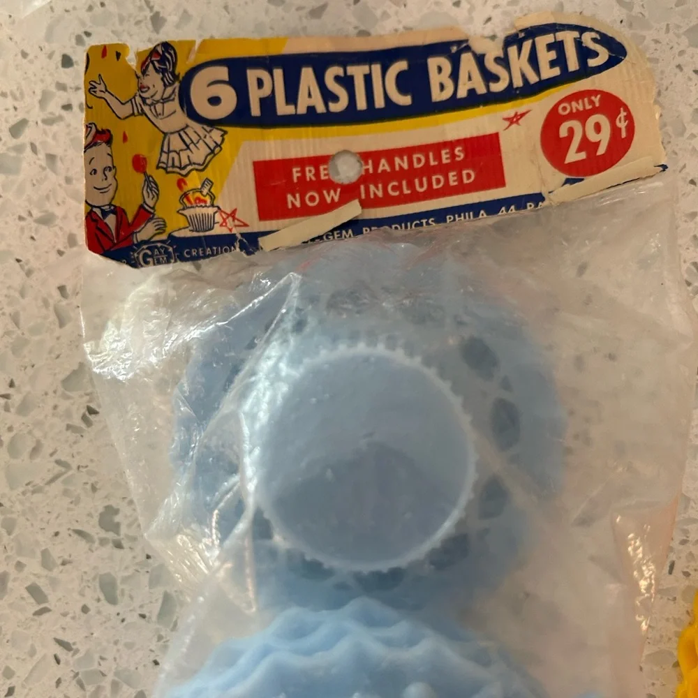 Plastic Baskets Set - Blue, Pink, Yellow